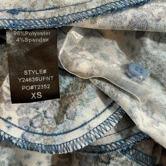 TUCKERNUCK Trellis Vine Crepe Callahan Shirt Dress With Pockets Size XS - Picture 11 of 14